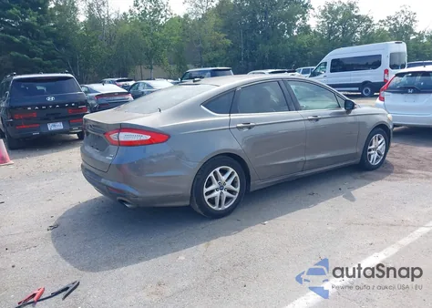 2013 Ford Fusion Se z USA, uszkodzony, nr VIN 3FA6P0HR6DR110944